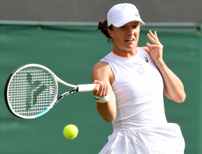 "Raszyńska masakra rakietą tenisową".