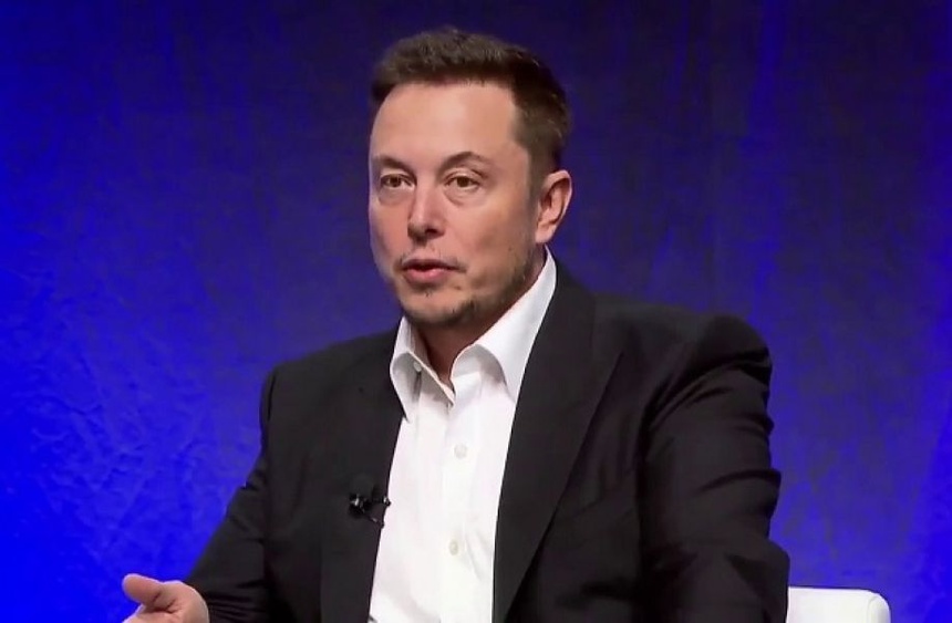 Elon Musk wprowadza swoje porządki po zakupie Twittera.