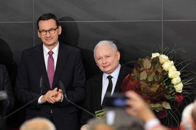 Mateusz Morawiecki i Jarosław Kaczyński, fot.  Fot. PAP/Radek Pietruszka