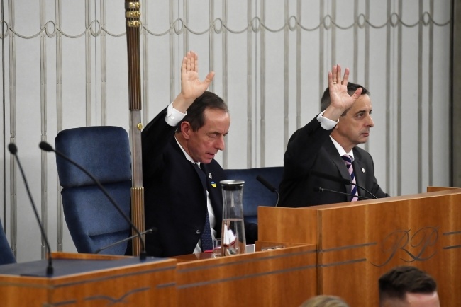 Senat przyjął jednogłośnie nowelizację ustawy o Sądzie Najwyższym. Fot. PAP/Piotr Nowak