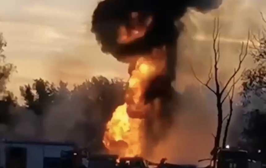 Rozbił się samolot transportowy Ił-76, cztery osoby zginęły. Fot. Twitter/screenshot