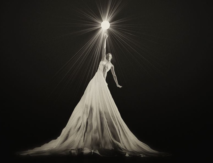 ZŁAM OPŁATKIEM MROK...