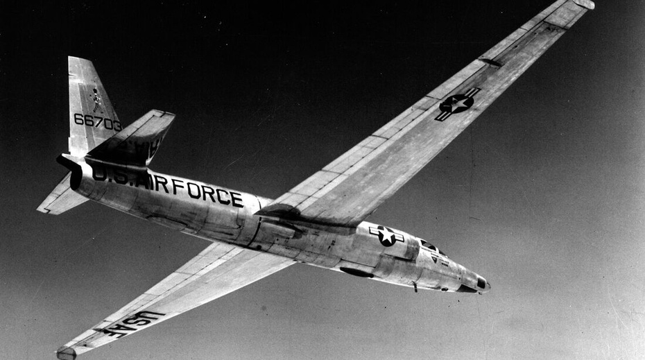 Jeden z pierwszych U-2 podczas lotu. Zdjęcie: Lockheed-Martin