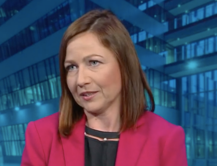 Reporterka Polsatu obok Tuska kontra TVP. Reaguje międzynarodowe stowarzyszenie prasowe