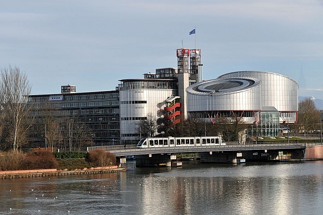 Gmach Europejskiego Trybunału Praw Człowieka w Strasburgu, fot. Wikimedia Commons
