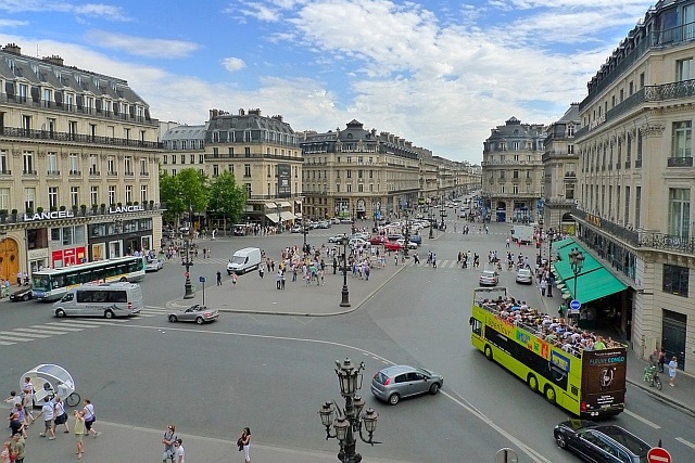 Okolice Opery w Paryżu, fot. ilustracyjna Wikimedia Commons