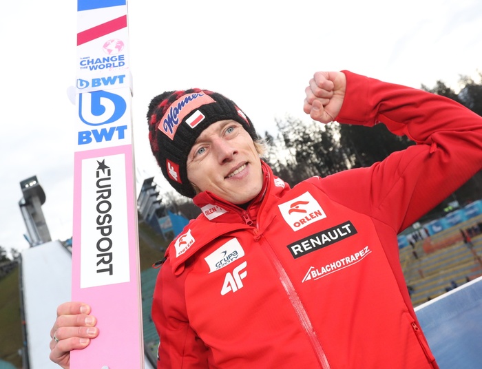 T4S. Triumf Kubackiego, ale jest po herbacie, niestety