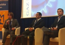 Debata o gazie łupkowym.