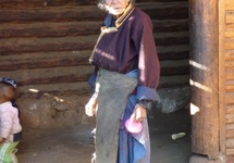 Spotkana po drodze starsza pani(foto:Zhongguo)