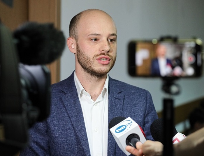 Łzy, smutek i przygnębienie po wyroku w sprawie Śpiewaka! Stare rany znowu krwawią!