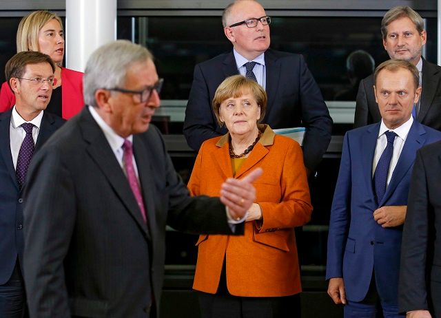 Frans Timmermans, Jean-Claude Juncker, Angela Merkel i Donald Tusk