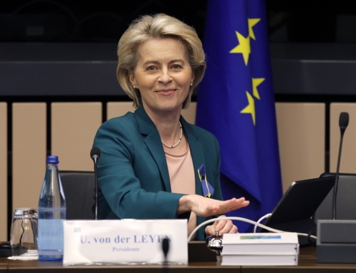 Nowe sankcje - UE chce wprowadzić zakaz importu węgla z Rosji