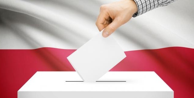 Wniosek o dopisanie do rejestru wyborców najlepiej złożyć do 15 października.