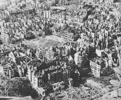 Warszawa w styczniu 1945 r., fot. Wikimedia Commons