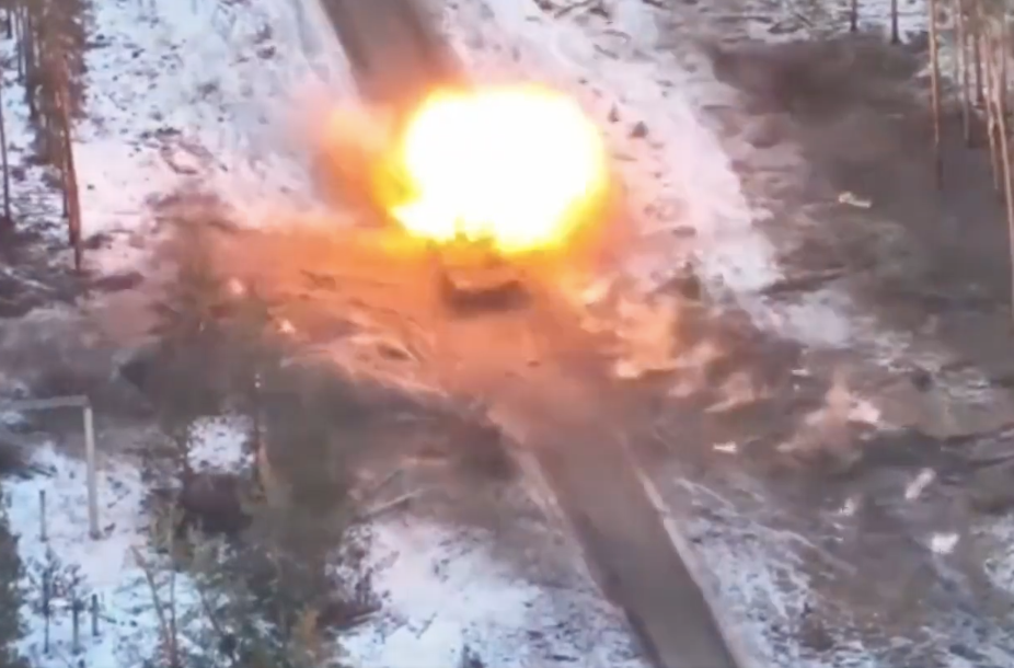 Zniszczenie pojazdu bojowego BMPT "Terminator". Źródło: Twitter/@Osinttechnical