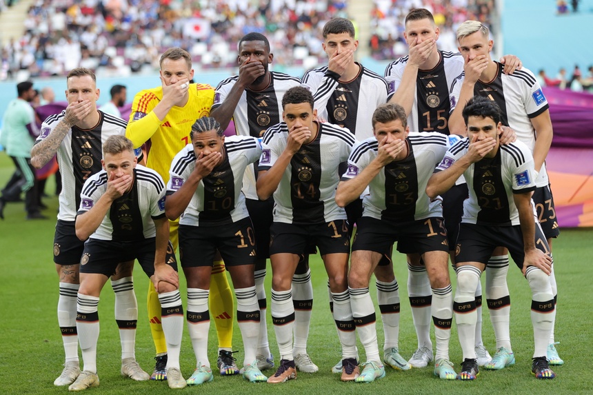 Reprezentacja Niemiec na mundialu w Katarze. Źródło: EPA/Friedemann Vogel