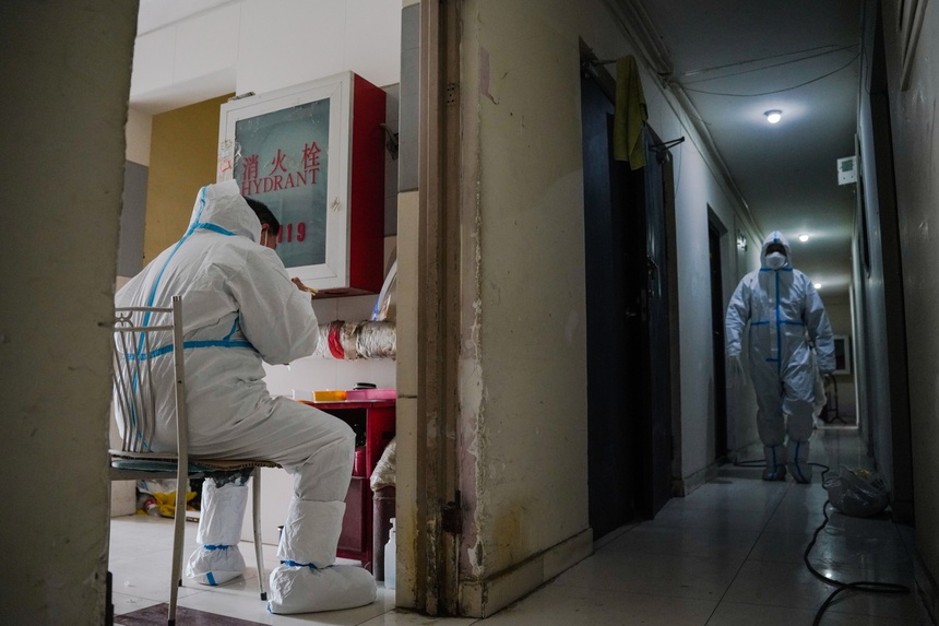 Chińczycy mają dość polityki "zero COVID". Pandemia wróci też do Polski? Fot. PAP/EPA