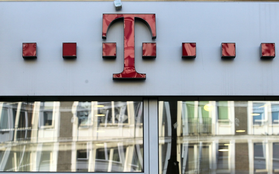 Prezes UOKiK wszczął postępowanie przeciwko T-Mobile. (fot. PAP)