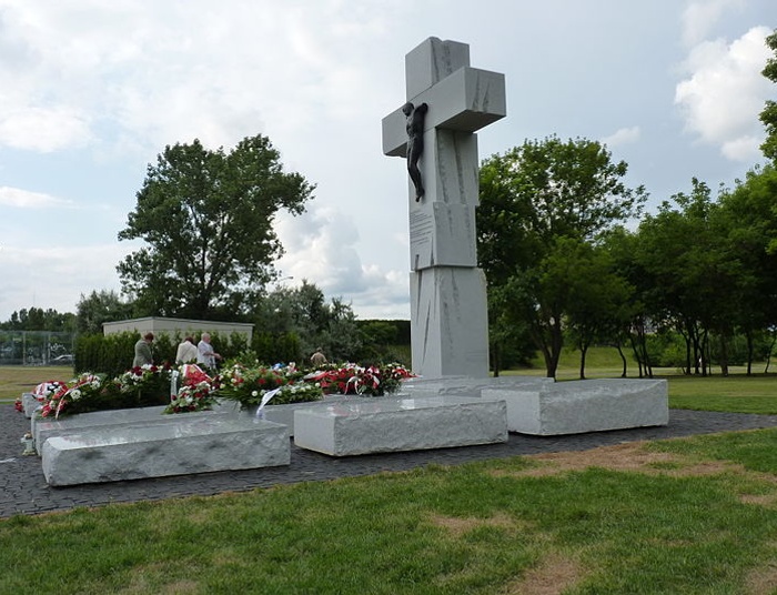 Morawiecki: Nigdy nie pozwolimy na zakłamanie tej strasznej i ważnej części dziejów