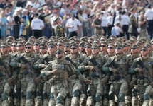 Ukraina świętuje 30-lecie niepodległości.fot. PAP/EPA/SERGEY DOLZHENKO