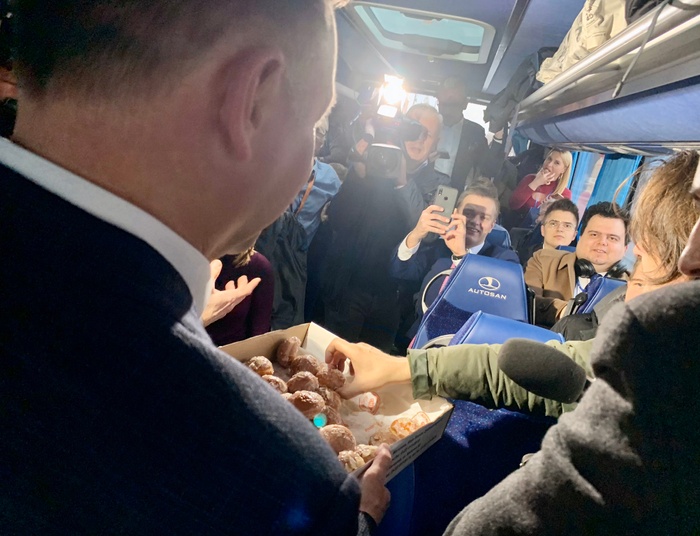 Hanna Lis obraziła dziennikarza "Rzeczpospolitej". Wyśmiała jego wygląd w Dudabusie