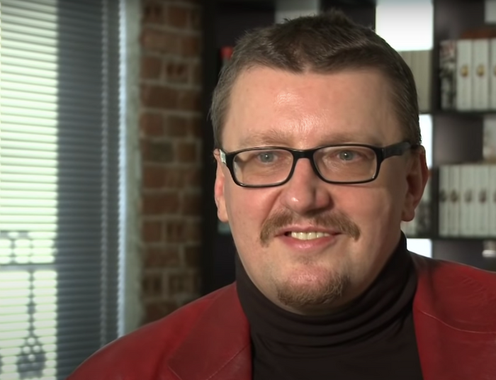 Poczytny pisarz rozstaje się z Fabryką Słów. Nie kryje goryczy