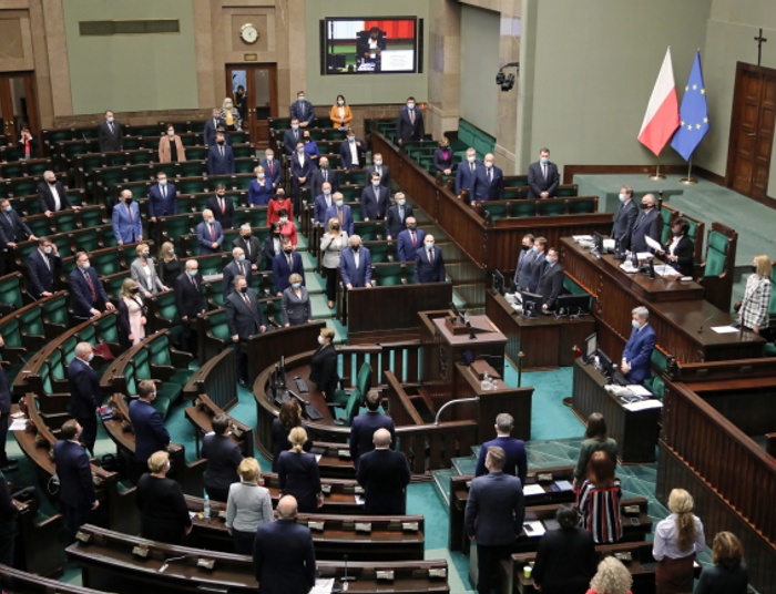 Fundusz Wsparcia Artystów. PiS przegrał w Sejmie. Solidarna Polska zagłosowała z opozycją