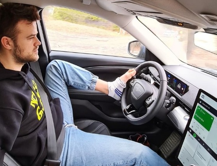 Polak w wypadku stracił obie ręce. Teraz pobił rekord Guinnessa