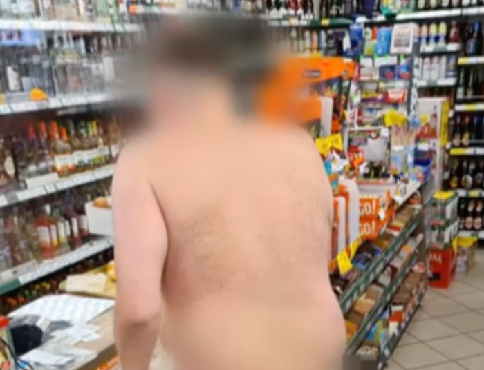 Pijany prokurator spacerował nago po mieście. Jest decyzja śledczych