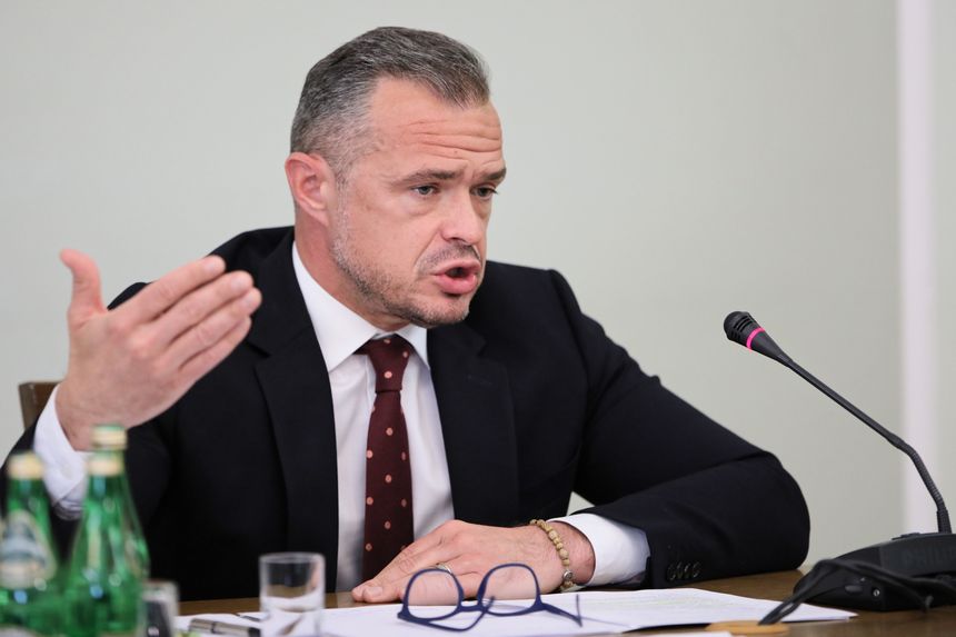 Sławomir Nowak odpowiadał na pytania komisji ds. VAT. Fot. PAP/Leszek Szymański