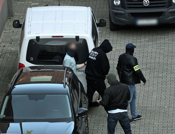 Sąd nie był łaskawy dla Buddy i jego partnerki. Cele aresztu już na nich czekają