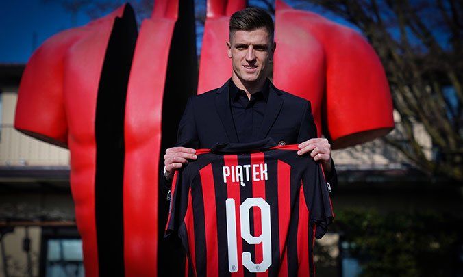 Krzysztof Piątek będzie grał w Milanie z numerem "9". Fot. Twitter/AC Milan