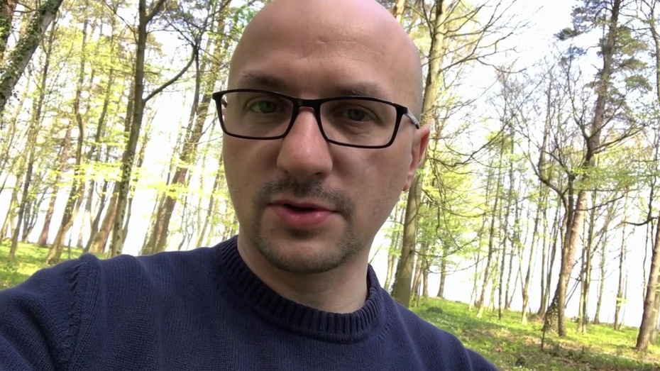 Ojciec Grzegorz Kramer z zakazem wypowiedzi w Internecie. Fot. Youtube