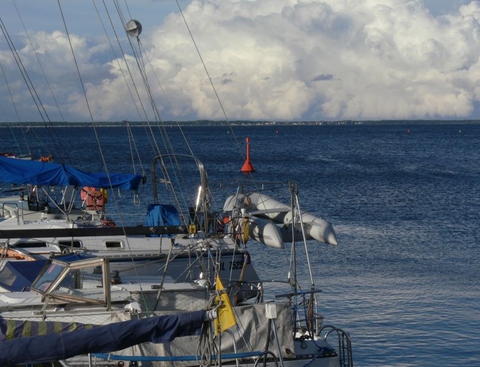 ONZ nabija w butelkę