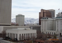Widok z dachu Centrum Operacyjnego Mormonów na centrum. Ziem bez ziemi