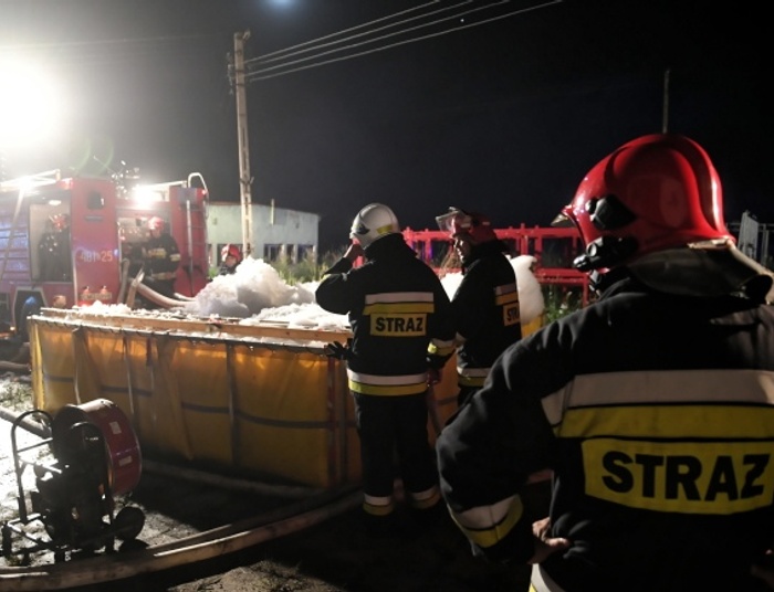 Po serii pożarów na wysypiskach rząd chce ukrócić działania „mafii śmieciowej”