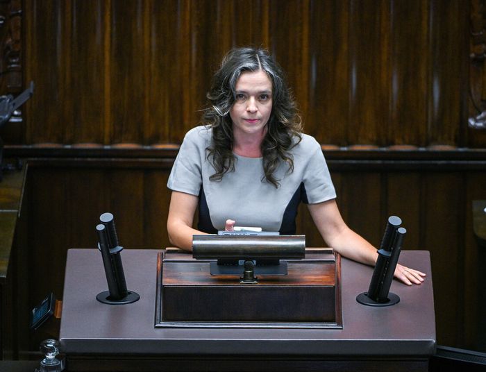 Klaudia Jachira zawieszona przez KO. Próbowała namieszać w głośnej ustawie