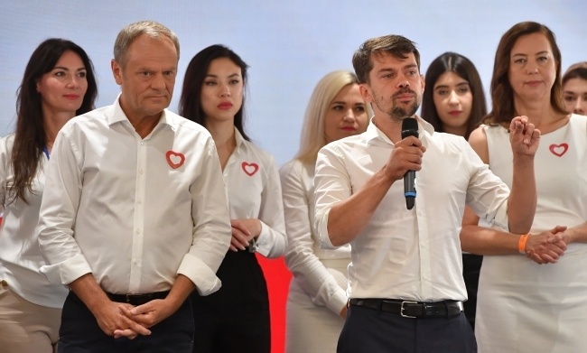 Donald Tusk nieoczekiwanie dogadał się z Michałem Kołodziejczakiem z AgroUnii Fot. PAP/Radek Pietruszka