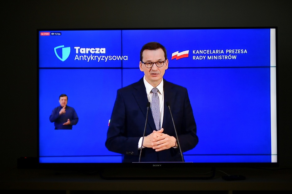 Premier Mateusz Morawiecki ogłosił kolejną tarczę - finansową. Fot. PAP/Marcin Obara