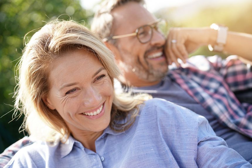 Warto odpowiednio wcześnie zacząć odkładać na emeryturę. Fot. Shutterstock