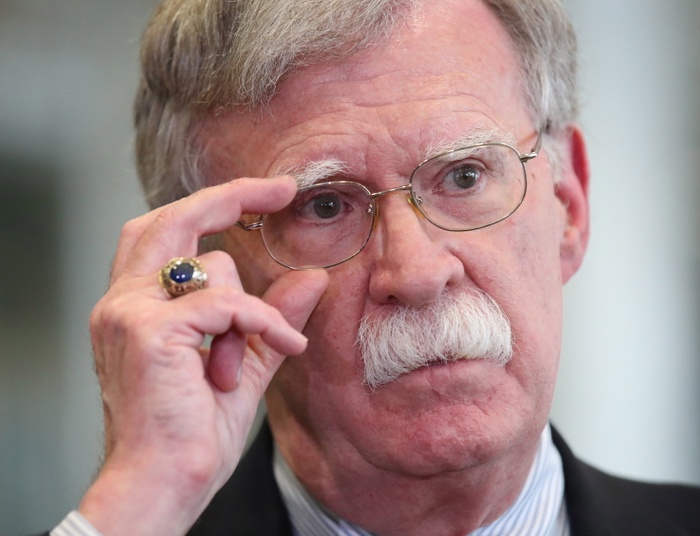 Amerykańskie media po dymisji Johna Boltona: Świat mniej bezpieczny, będzie panował chaos