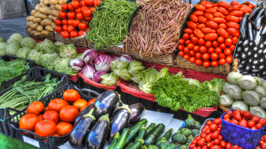 Klienci spotykają się z coraz wyższymi cenami warzyw oraz z problemami z ich dostępnością. (fot. Pixabay)