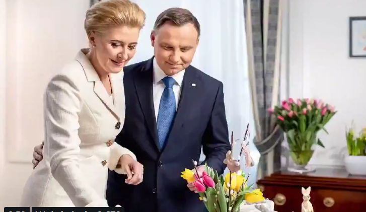 Para prezydencka złożyła Polakom życzenia. fot. Twitter/Kancelaria  Prezydenta