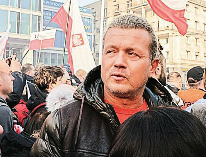 Jakimowicz długo nie usiedział w nowej pracy. Wskazał, dlaczego zrezygnował