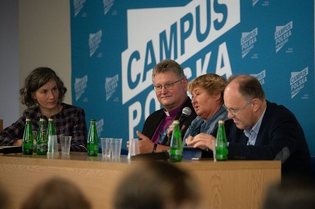 Debata o Kościele i religii na Campus Polska. Fot. Twitter/Campus Polska Przyszłości