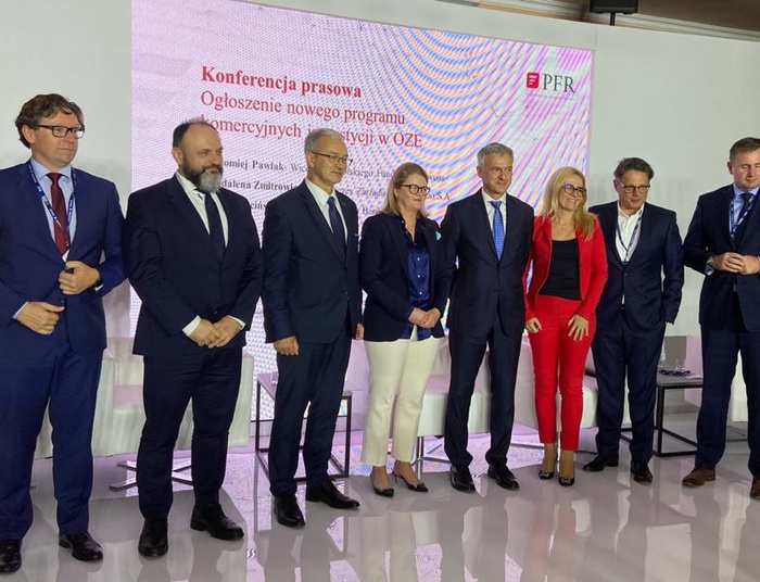 PFR i Bank Pekao łączą siły. Chcą wspólnie finansować projekty OZE bez wsparcia