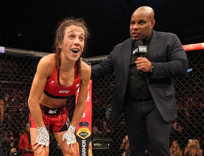UFC. Jędrzejczyk znów starła się z Zhang. Po walce ogłosiła ostateczną decyzję