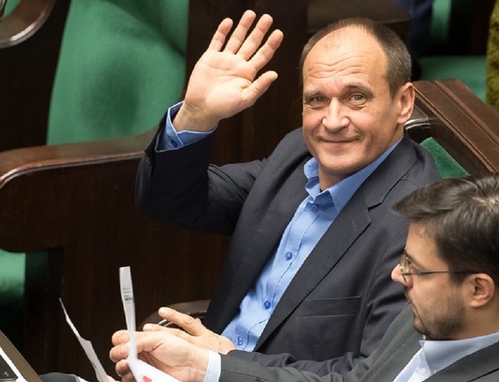 Kukiz zadowolony. PiS realizuje kolejne punkty umowy w Sejmie