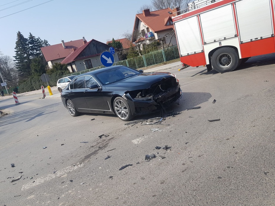 Dominik Tarczyński rozbił BMW. fot. Twitter