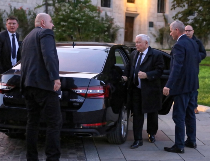 Po naradzie kierownictwa PiS. Komunikat: „Zdecydowane rozstrzygnięcia”